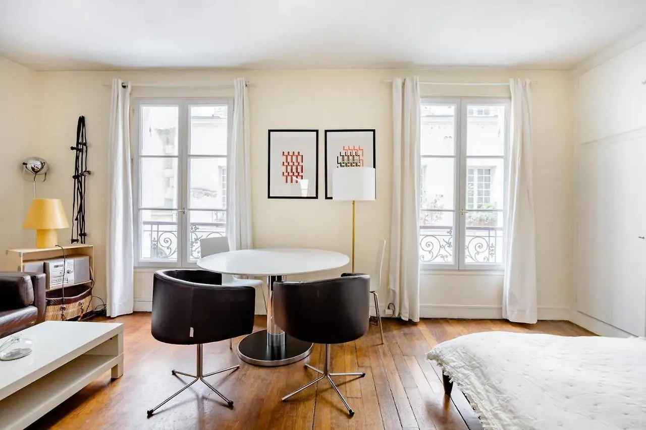 Bel Appartement Ile Saint Louis, Paris Centre